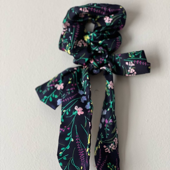 Corset bundle with scrunchies - Picture 3 of 4